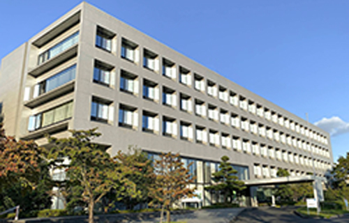 加須市で葬儀・葬式・家族葬をお探しなら小さな森の家  加須市役所 健康スポーツ部 国保年金課のイメージ画像