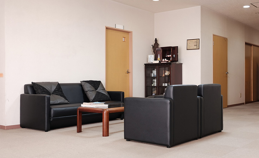 ご自宅のような安心感の親族控室