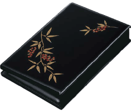 小さな森の家 南天 黒