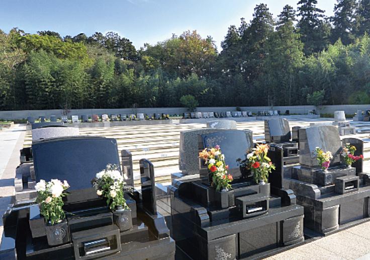 小さな森の家 一般墓