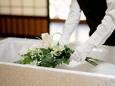 松戸で葬儀・葬式・家族葬が税込10.45万円からできる小さな森の家 宗教、宗旨・宗派の確認
