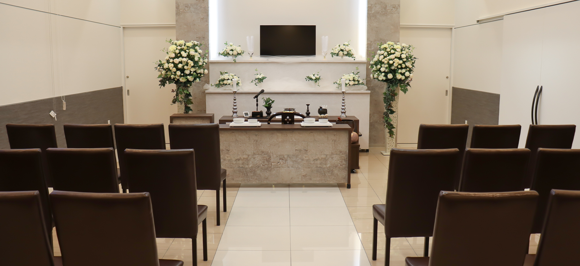 香西の内観写真