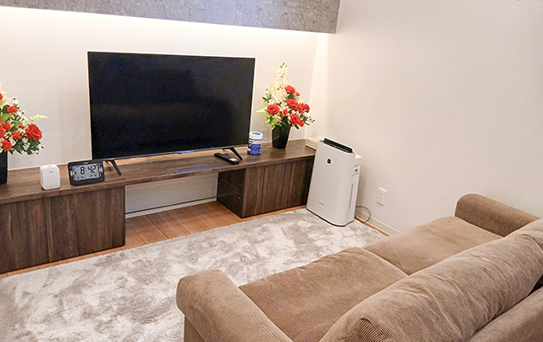 山越の内観写真