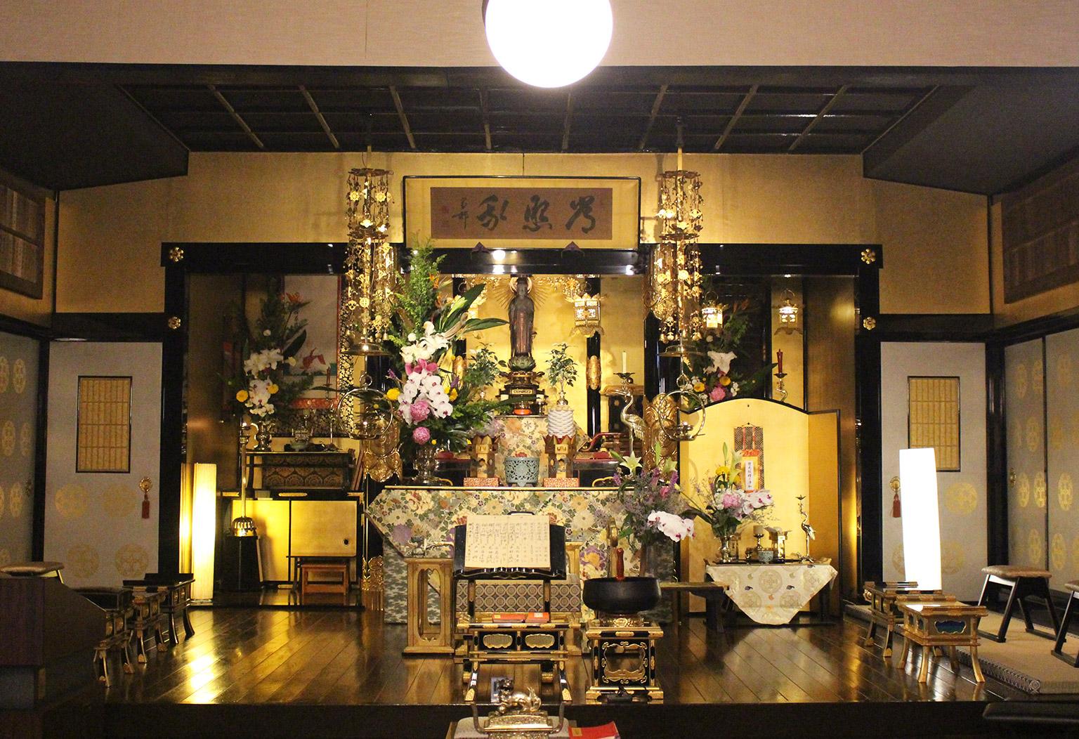 大阪で葬儀・葬式・家族葬をお探しなら家族葬 メモリーハウス 圓照寺の式場ギャラリー