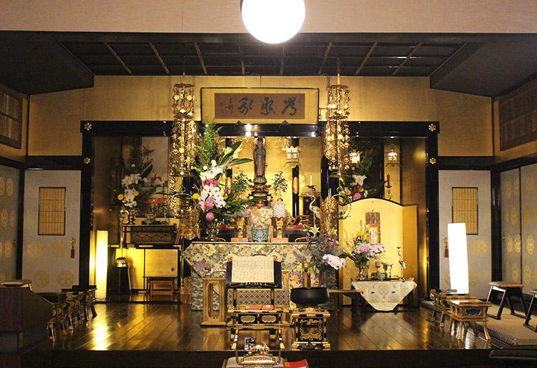 大阪で葬儀・葬式・家族葬をお探しなら家族葬 メモリーハウス 圓照寺の式場ギャラリー
