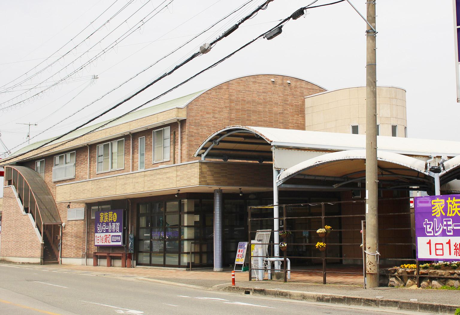 大阪で葬儀・葬式・家族葬をお探しなら家族葬 メモリーハウス 岩出中央の式場ギャラリー