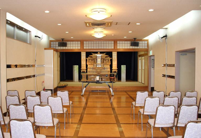 大阪で葬儀・葬式・家族葬をお探しなら家族葬 メモリーハウス 岩出中央の式場ギャラリー