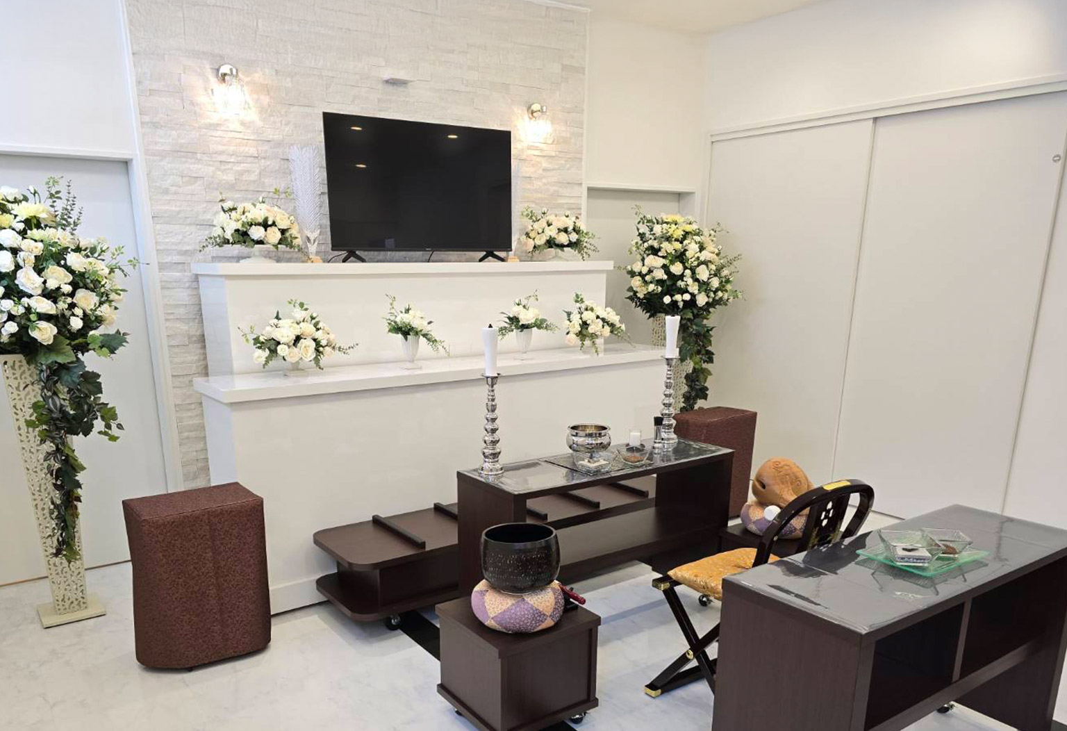 大阪で葬儀・葬式・家族葬をお探しなら家族葬 メモリーハウス 阿倍野松虫通の式場ギャラリー