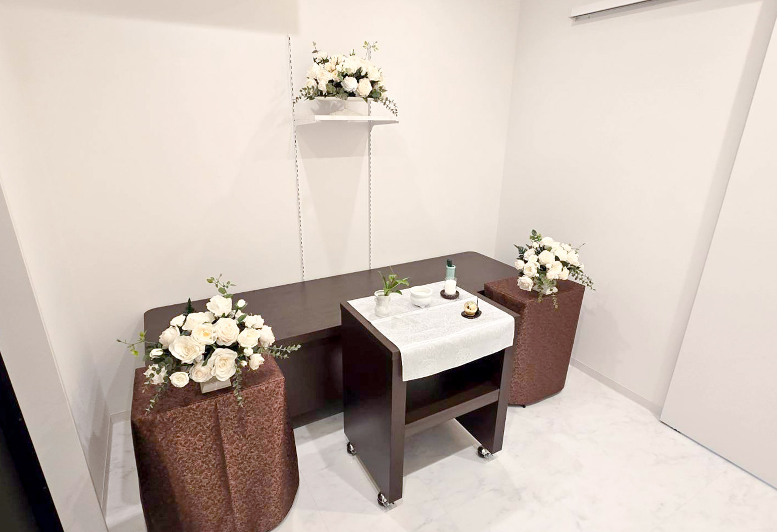 大阪で葬儀・葬式・家族葬をお探しなら家族葬 メモリーハウス 阿倍野松虫通の式場ギャラリー