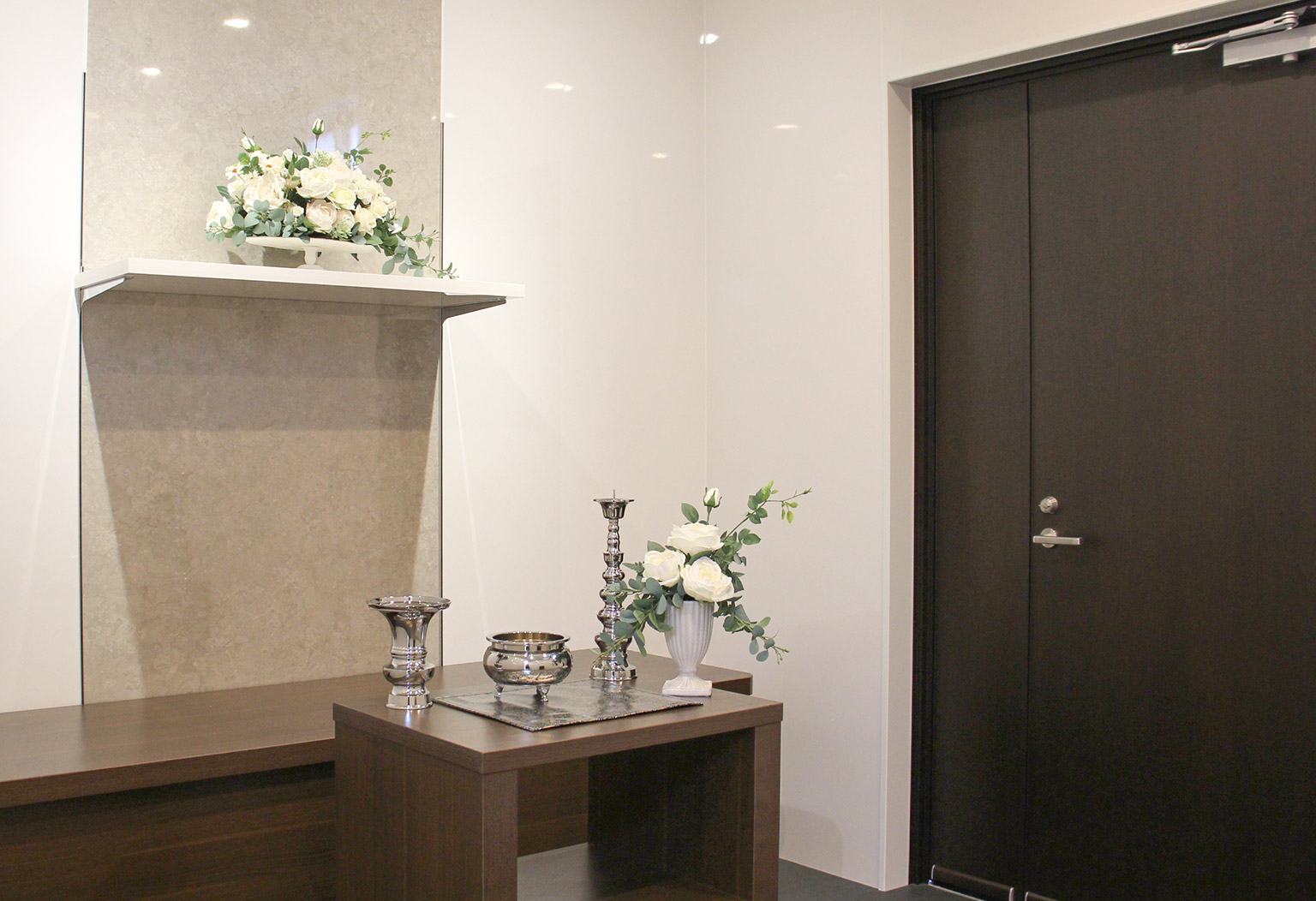 大阪で葬儀・葬式・家族葬をお探しなら家族葬 メモリーハウス 和歌山塩屋の式場ギャラリー