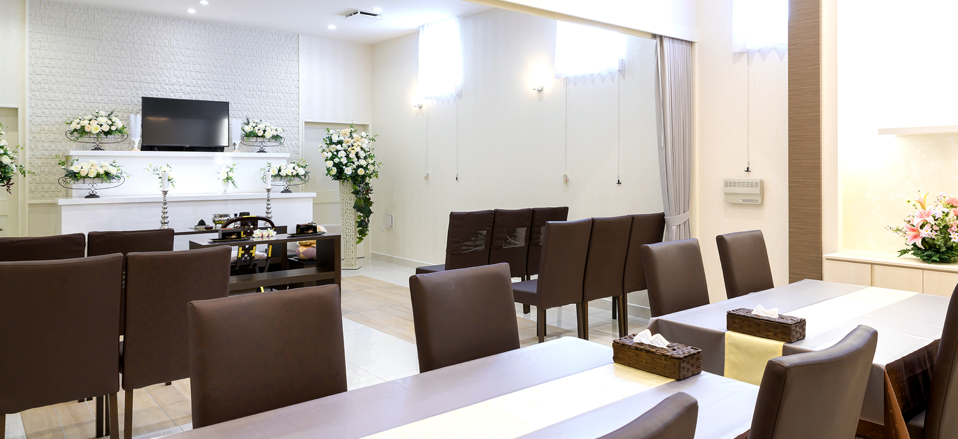 草加長栄の内観写真