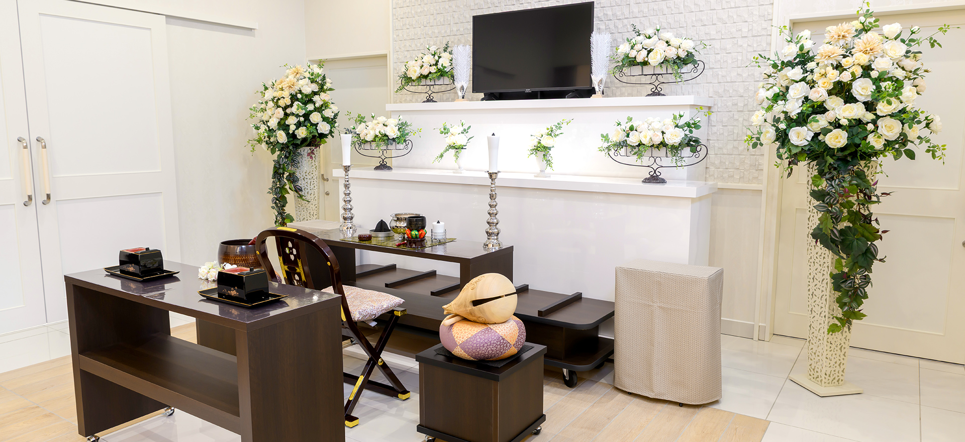 草加長栄の内観写真