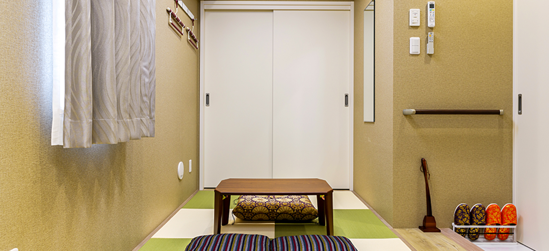 行徳駅前の内観写真