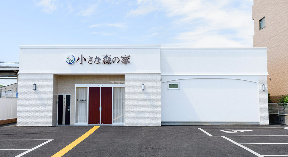 東岩槻駅前
