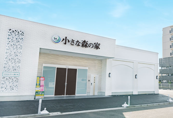 足立入谷ホールの外観