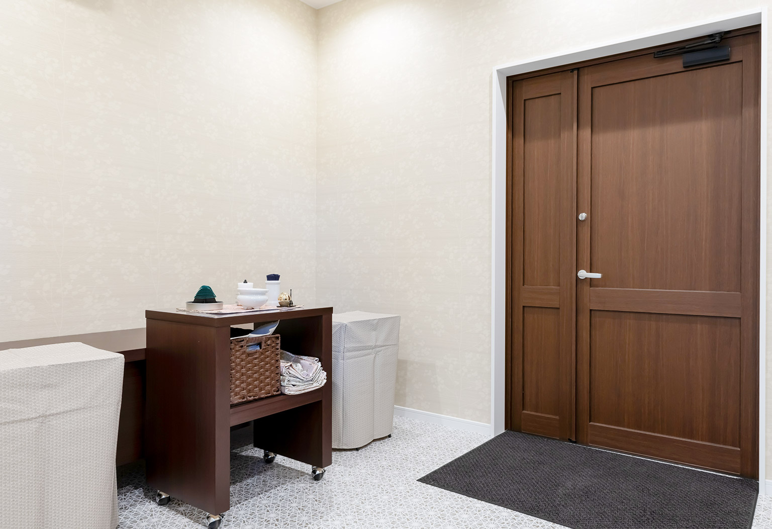 市川大洲の内観写真