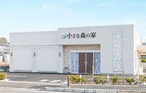 草加八幡の外観