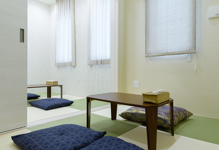 川口戸塚東ホールの外観