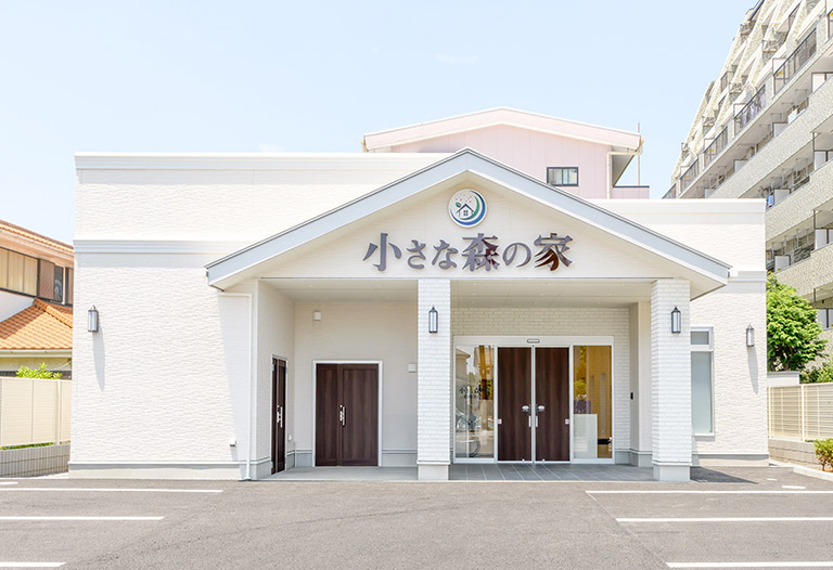 船橋薬円台ホールの外観