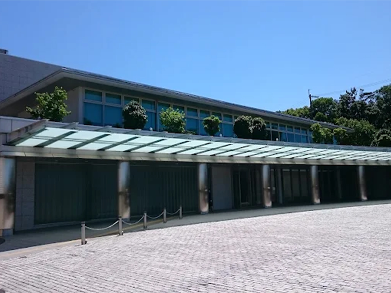 枚方市立やすらぎの杜の外観画像