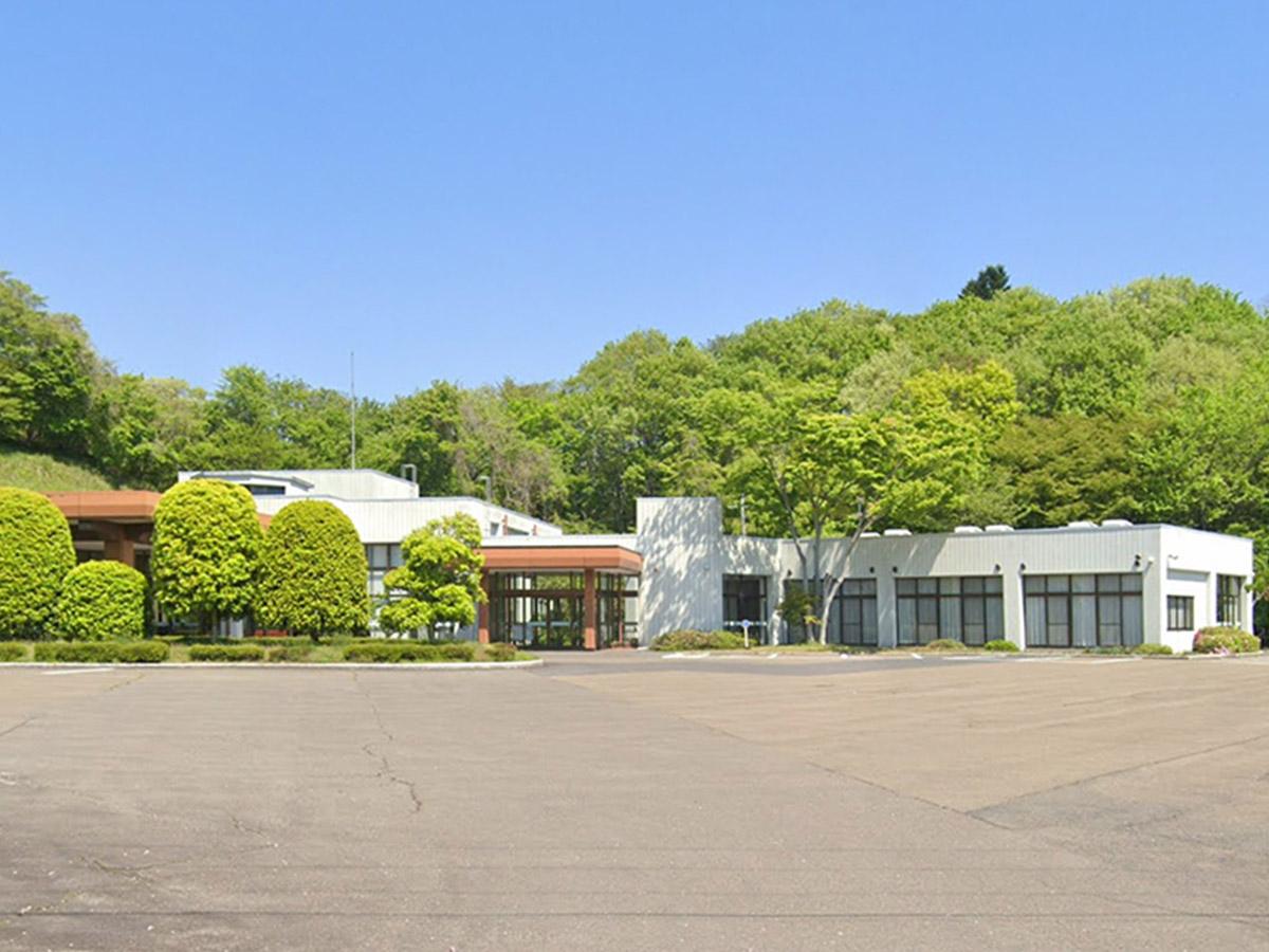 富谷市で葬儀・葬式・家族葬をお探しなら家族葬の仙和 黒川浄斎場の内装画像