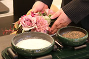 広島で葬儀・葬式・家族葬が税込9.9万円からできる家族葬の広仏 焼香セット
