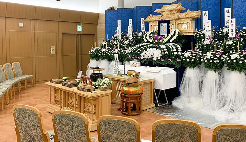 3つの特長イメージ 広島で葬儀・葬式・家族葬をお探しならあおばメモリアル