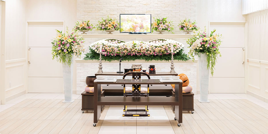 葬儀・葬式・家族葬の祭壇、葬儀費用が最大15万円割引