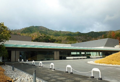 吉島ホールで葬儀・葬式が税込9.9万円からできる家族葬の広仏 広島市西風館