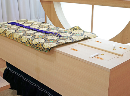 高松市で葬儀・葬式が9万円からできる家族葬のカナクラ 納棺イメージ画像