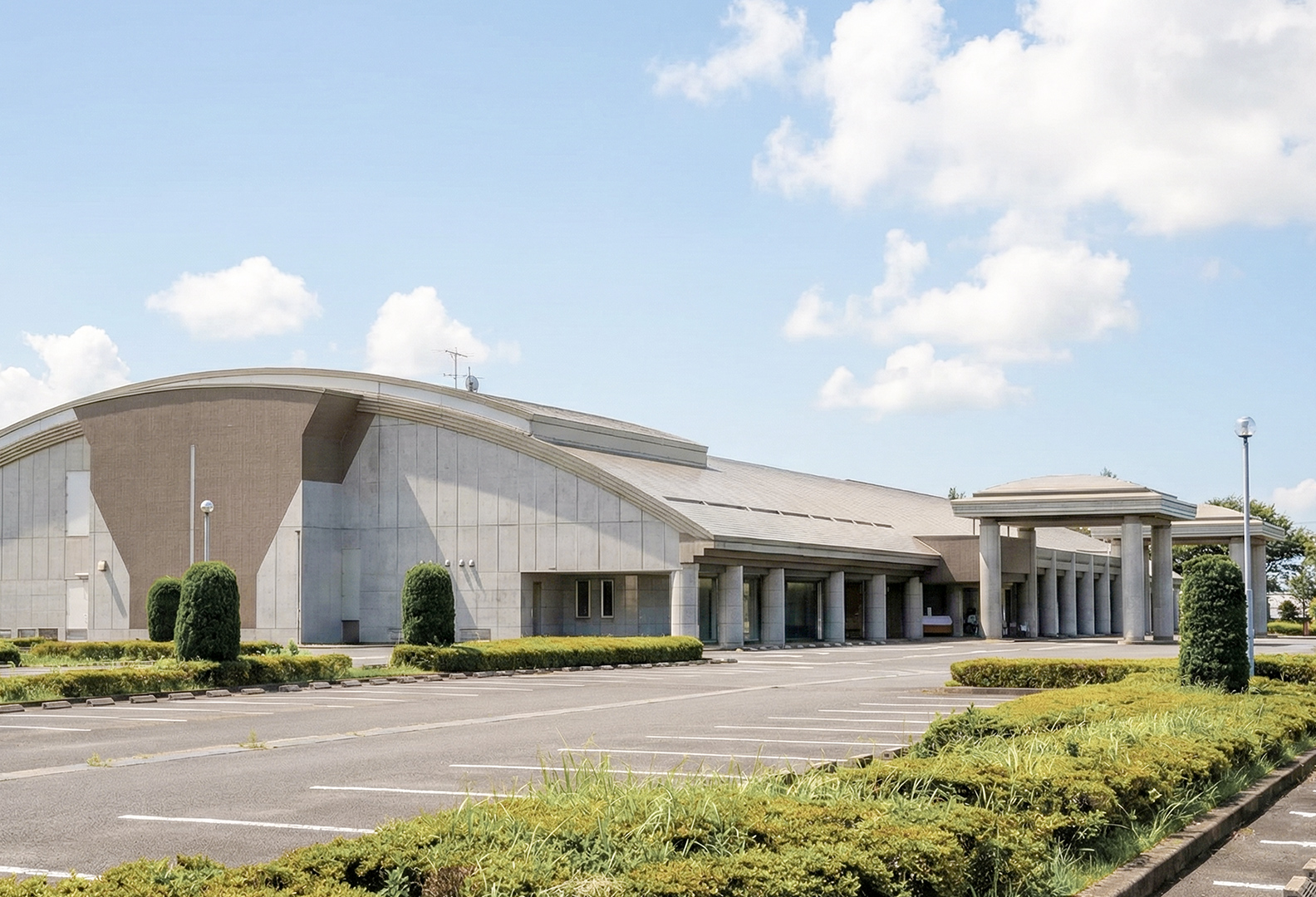 聖苑香澄斎場の外観画像